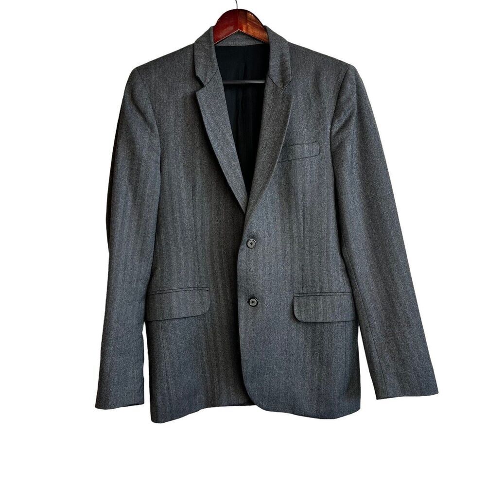VINCE Wool Blend Herringbone Gray Two Button Blazer Jacket Men's 40 Sport Coat